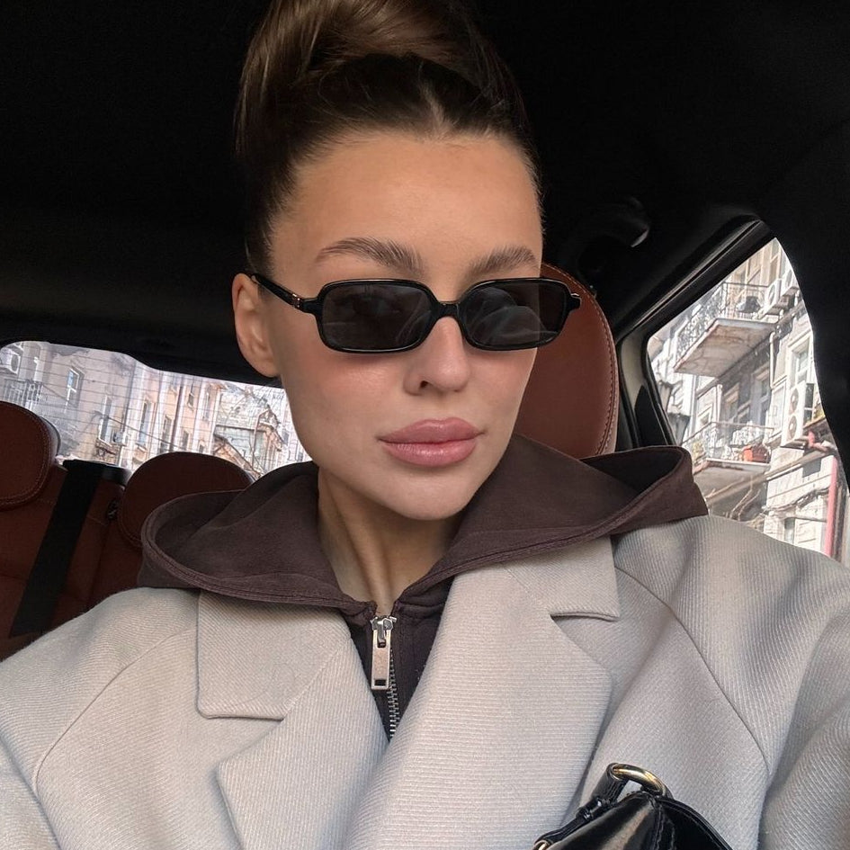 Miu Miu Rectangle noir (Avec boîte)
