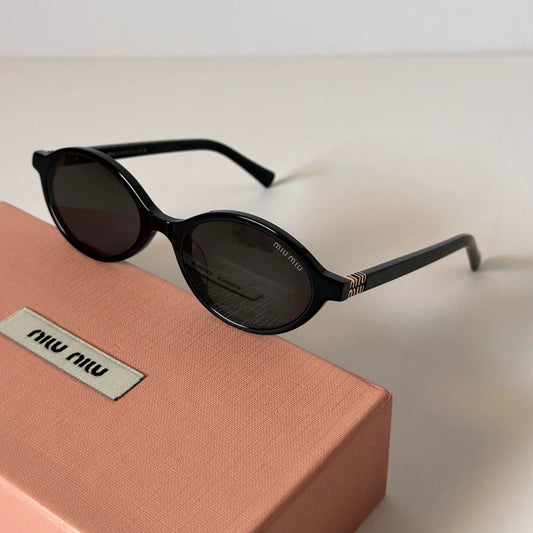 Miu Miu Noir (Avec boîte)